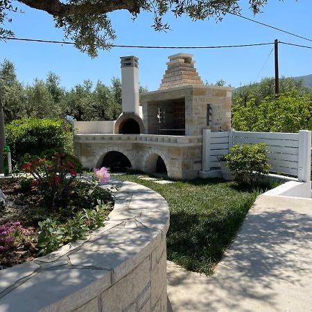 Вилла Filoxenia Stone House Kalpaki  Экстерьер фото